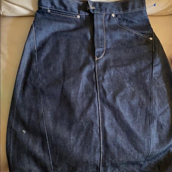 Levi’s skirt - Picture 1 of 2